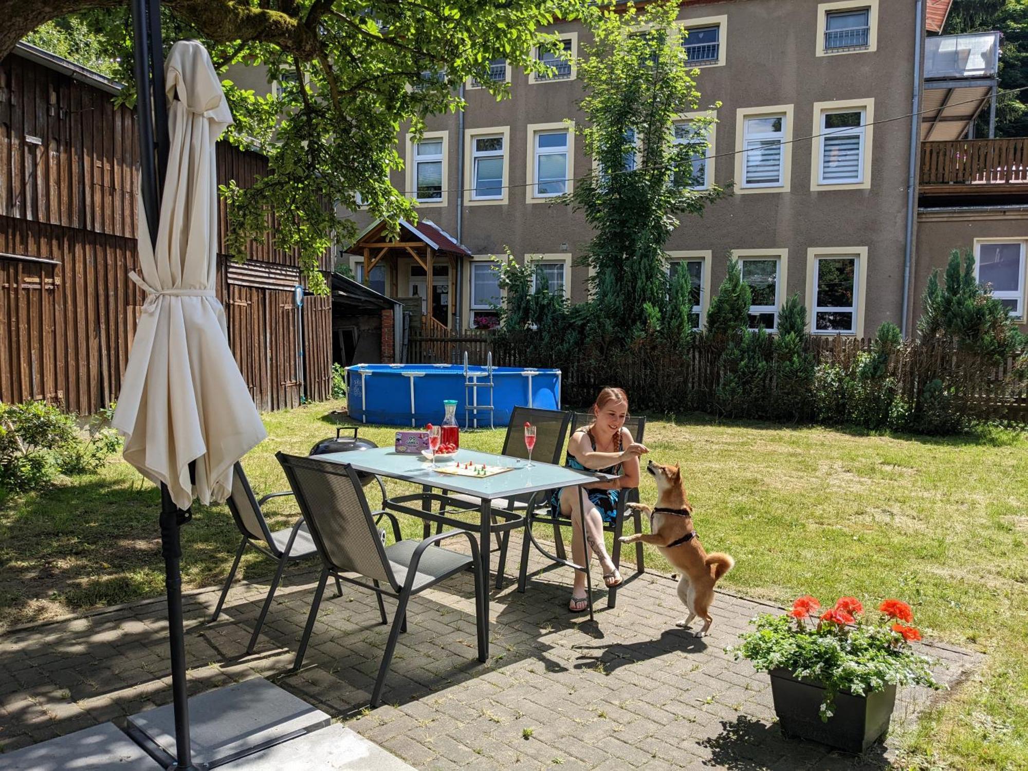 H1 - Urlaubsmagie - Pool & Terrasse Zum Entspannen Sebnitz Exterior foto