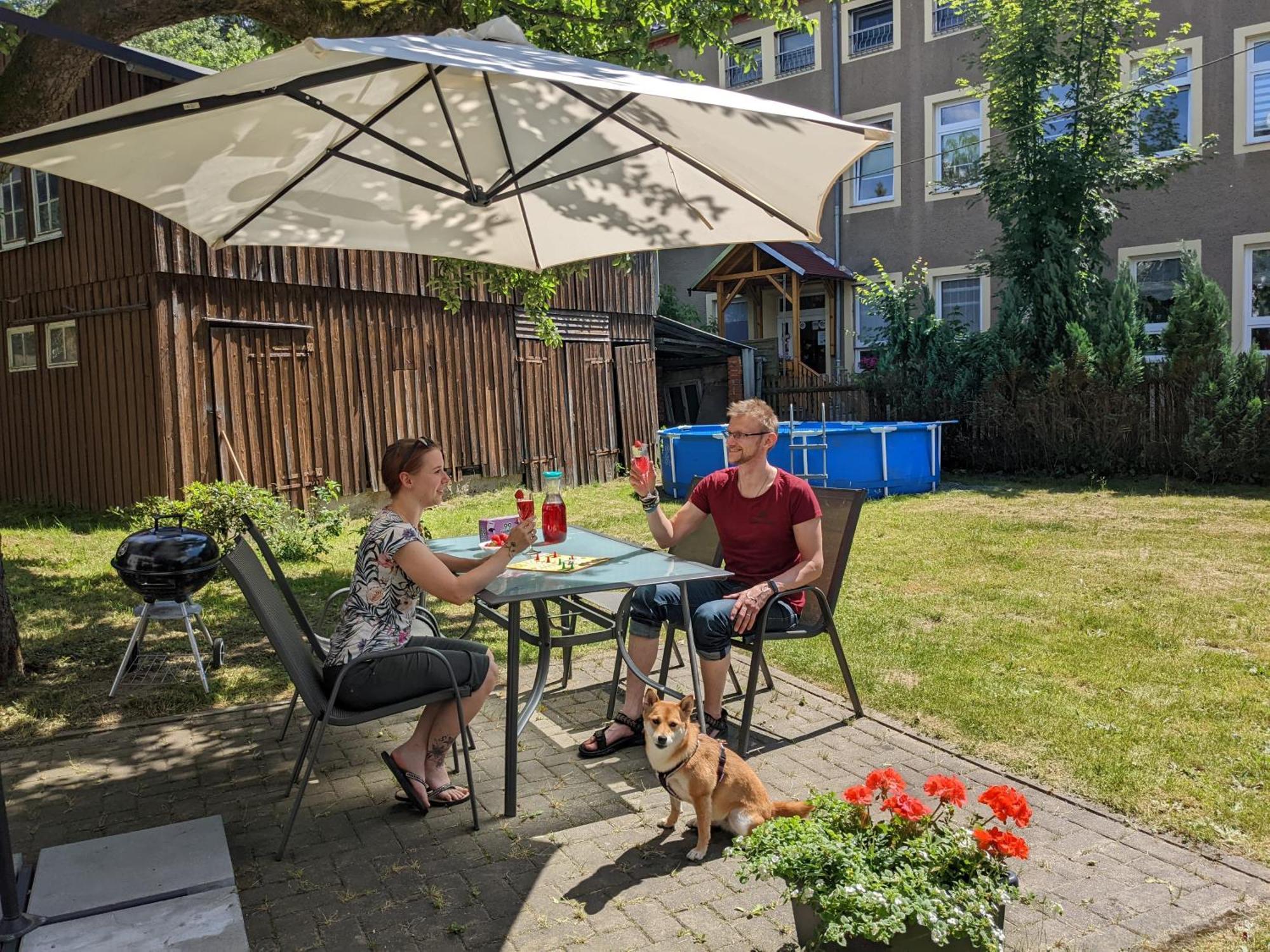 H1 - Urlaubsmagie - Pool & Terrasse Zum Entspannen Sebnitz Exterior foto